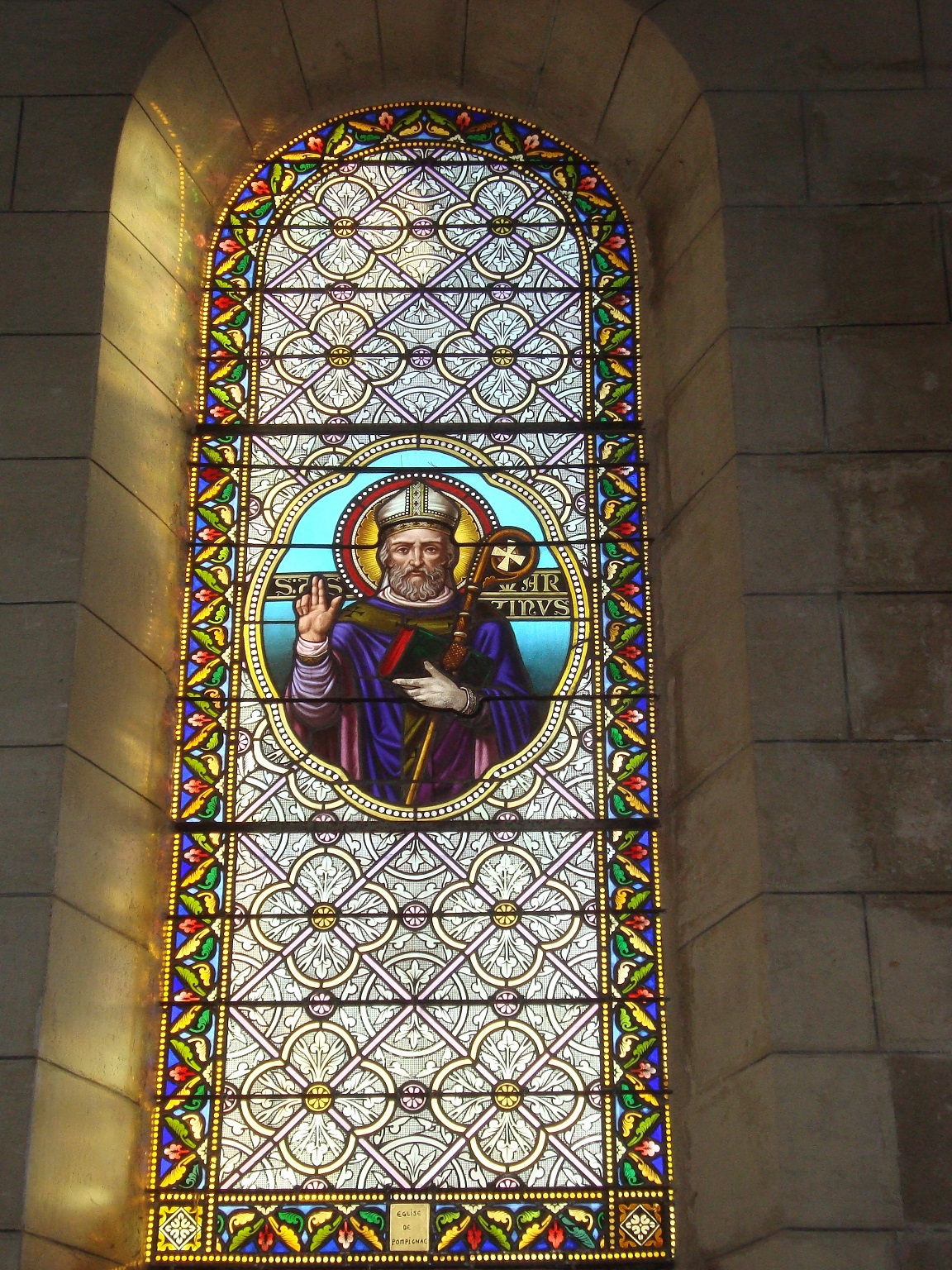 Vitrail de Saint Martin, don de l'église de POMPIGNAC